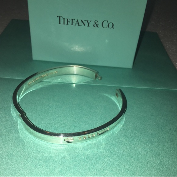 Tiffany & Co Bangle Bracelet Oval Hinged 925S 1997